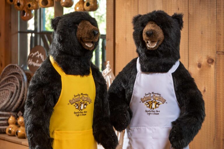 SMSoC-Appalachian-Store-greeters