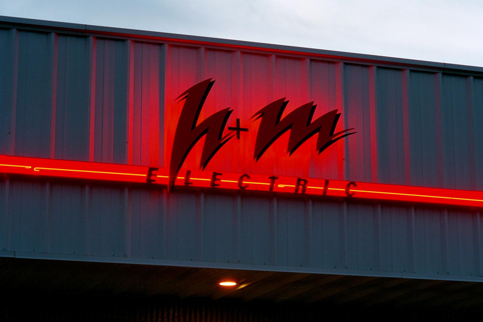 H+M Electric lighted sign
