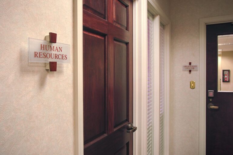 Cumberland Security Bank office signs