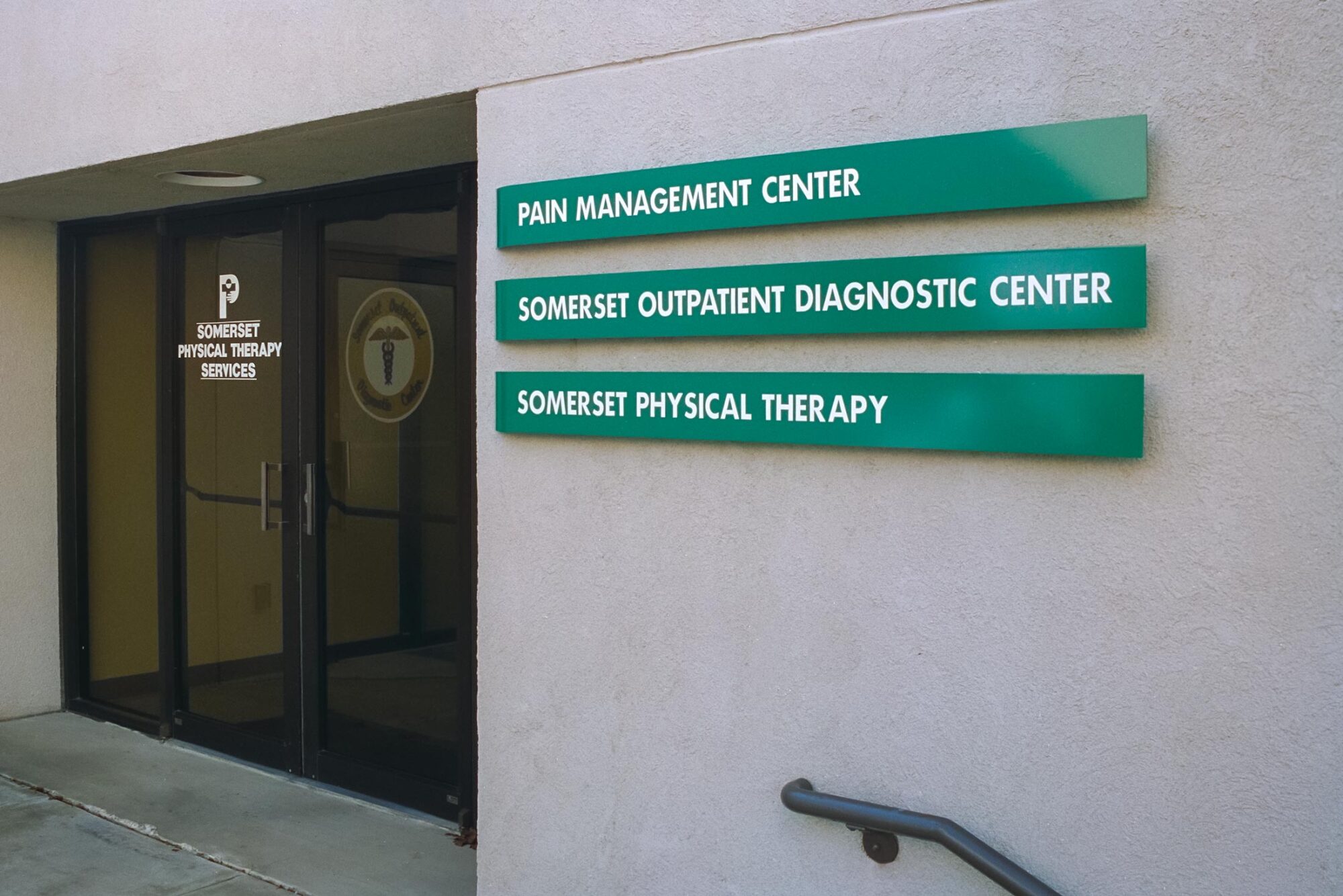 Grissom Medical Building exterior entrance signs
